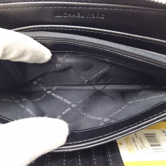 Michael Kors Jet Set Travel Black Pebbled Leather Zip Around Wallet - NWT $298 - Picture 15 of 15